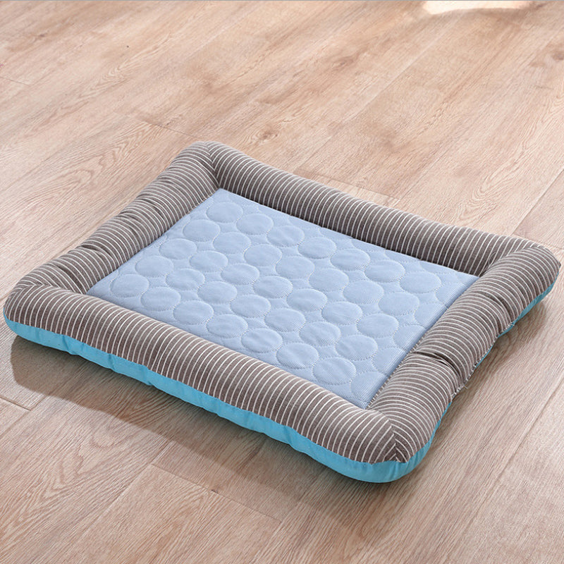 Cooling pet mats for dogs & cats, ice silk, breathable, soft summer pads in pink/blue.